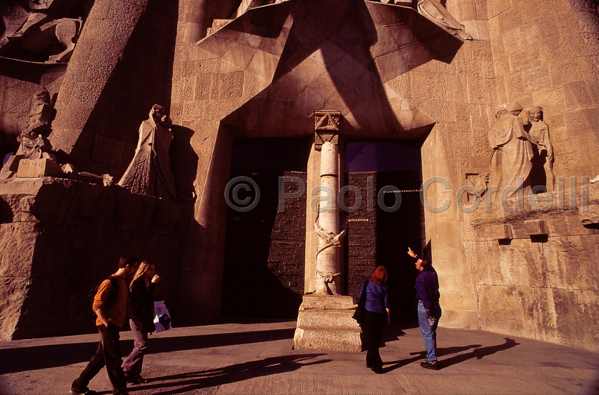 La Sagrada Familia, Barcelona, Spain
 (cod:Barcelona 08)